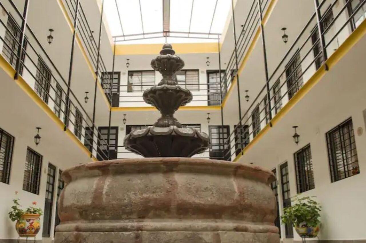 Cinco De Mayo Hotel Керетаро Экстерьер фото
