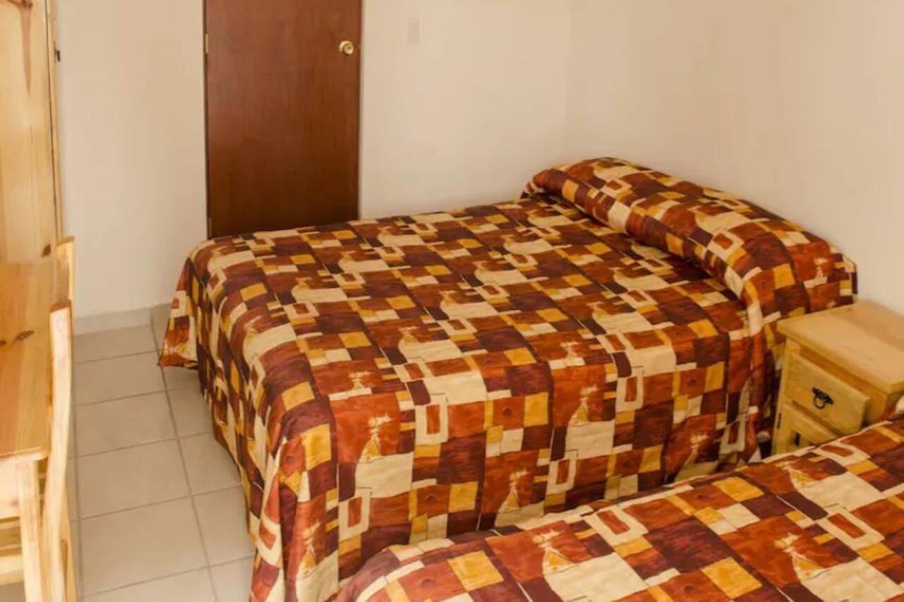 Cinco De Mayo Hotel Керетаро Экстерьер фото